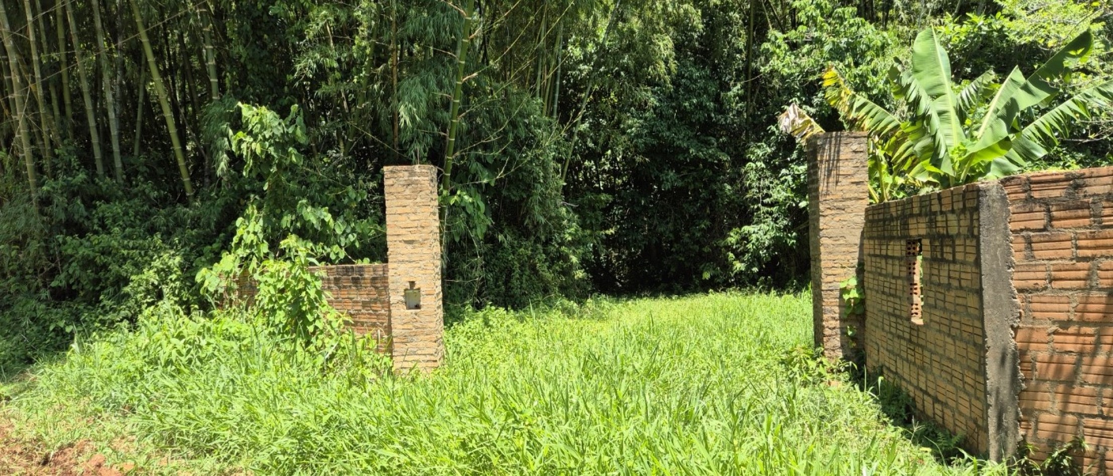 Lote 10.579 m² con vista al Rio Parana en Iguazu