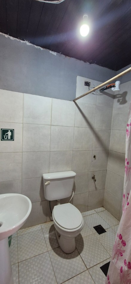 Venta de  Hostal zona Av. Andrecito y Av. Zapiola