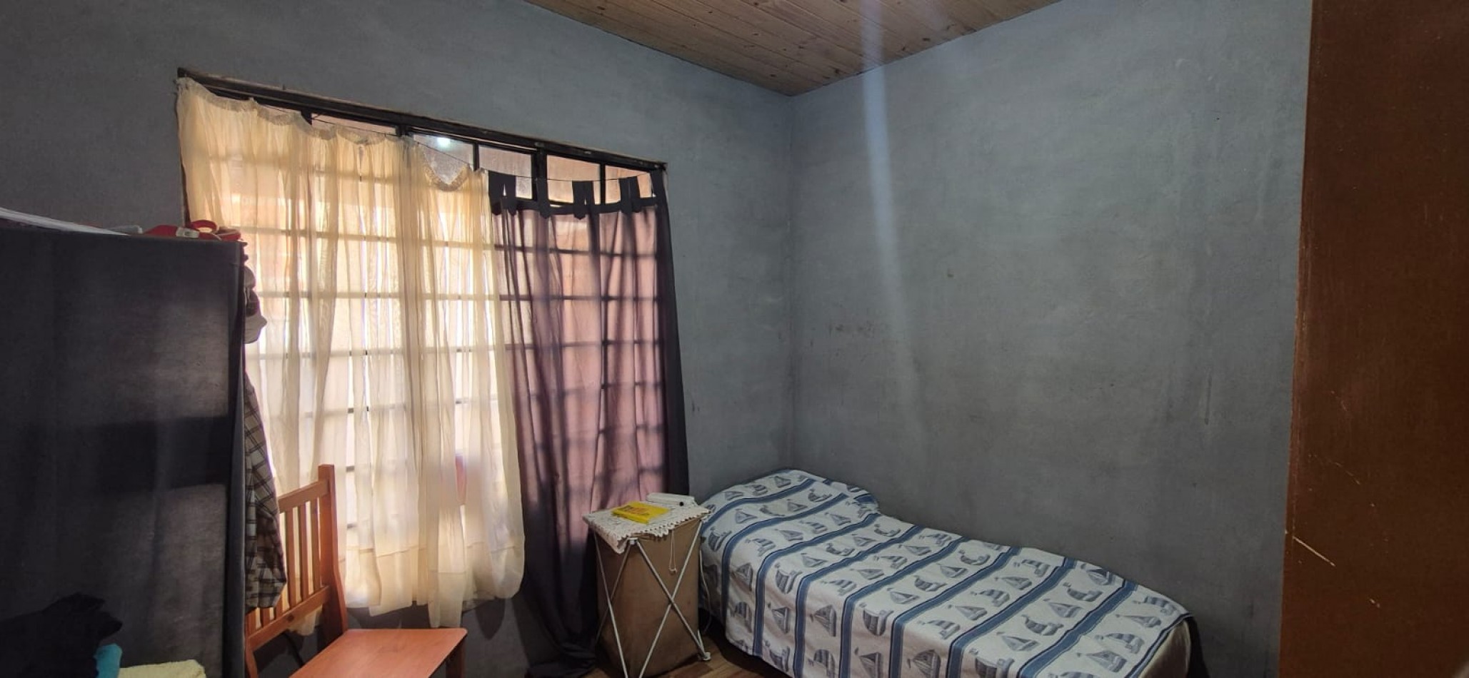 Venta de  Hostal zona Av. Andrecito y Av. Zapiola