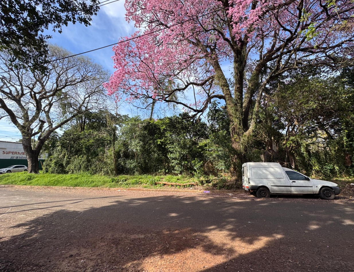 Venta Lote en Esquina zona Urquiza y 115 